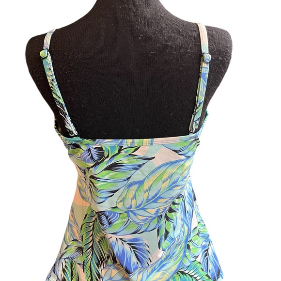 Swim Top, padded bra, Hawaiian print, Croft & Barrow - Picture 2 of 3